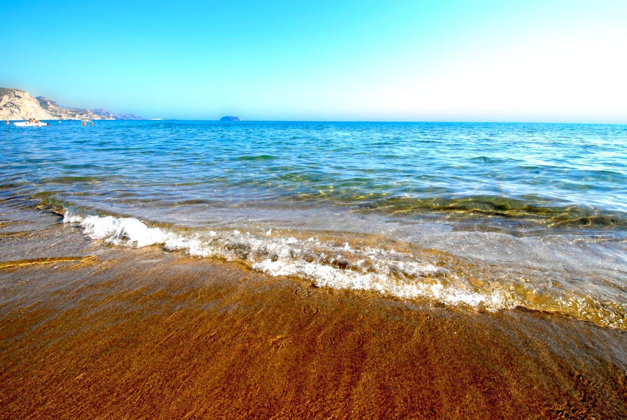 فندق فانيسا خوتيل Kalamákion المظهر الخارجي الصورة
